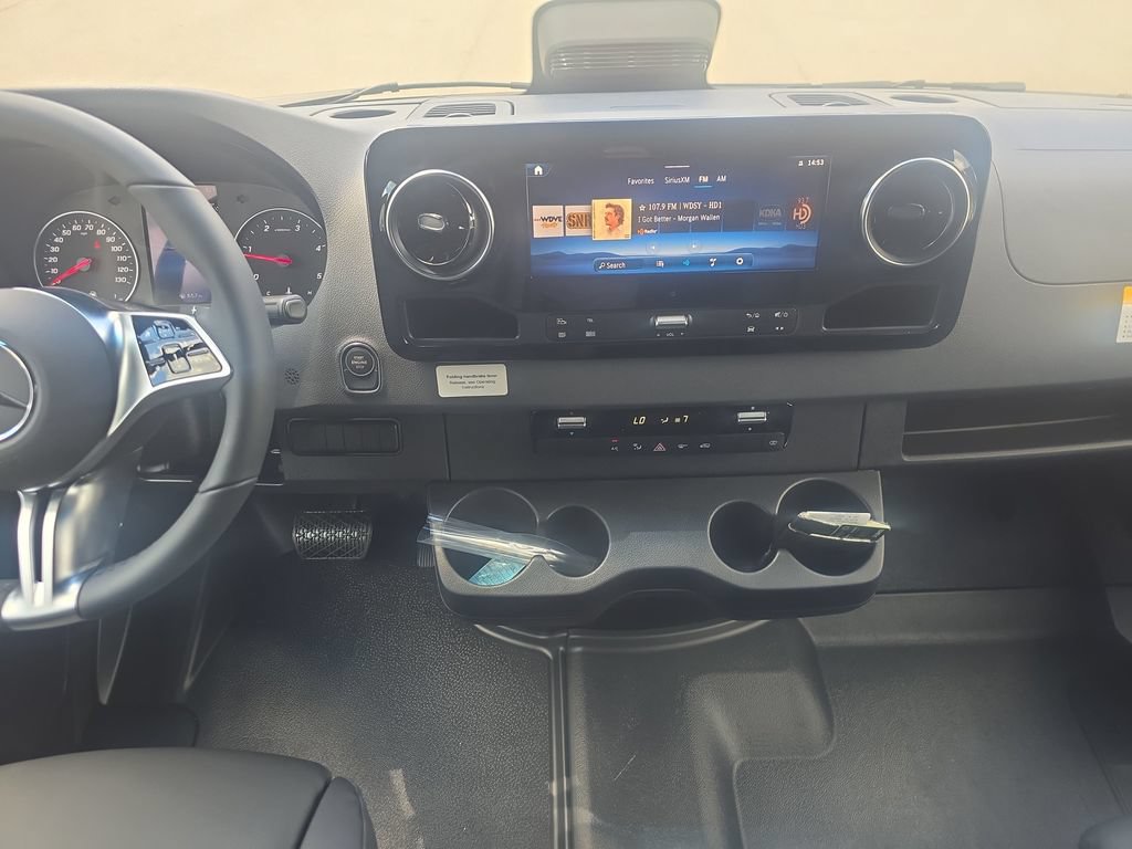 New 2026 Mercedes-Benz Sprinter 2500 image 17