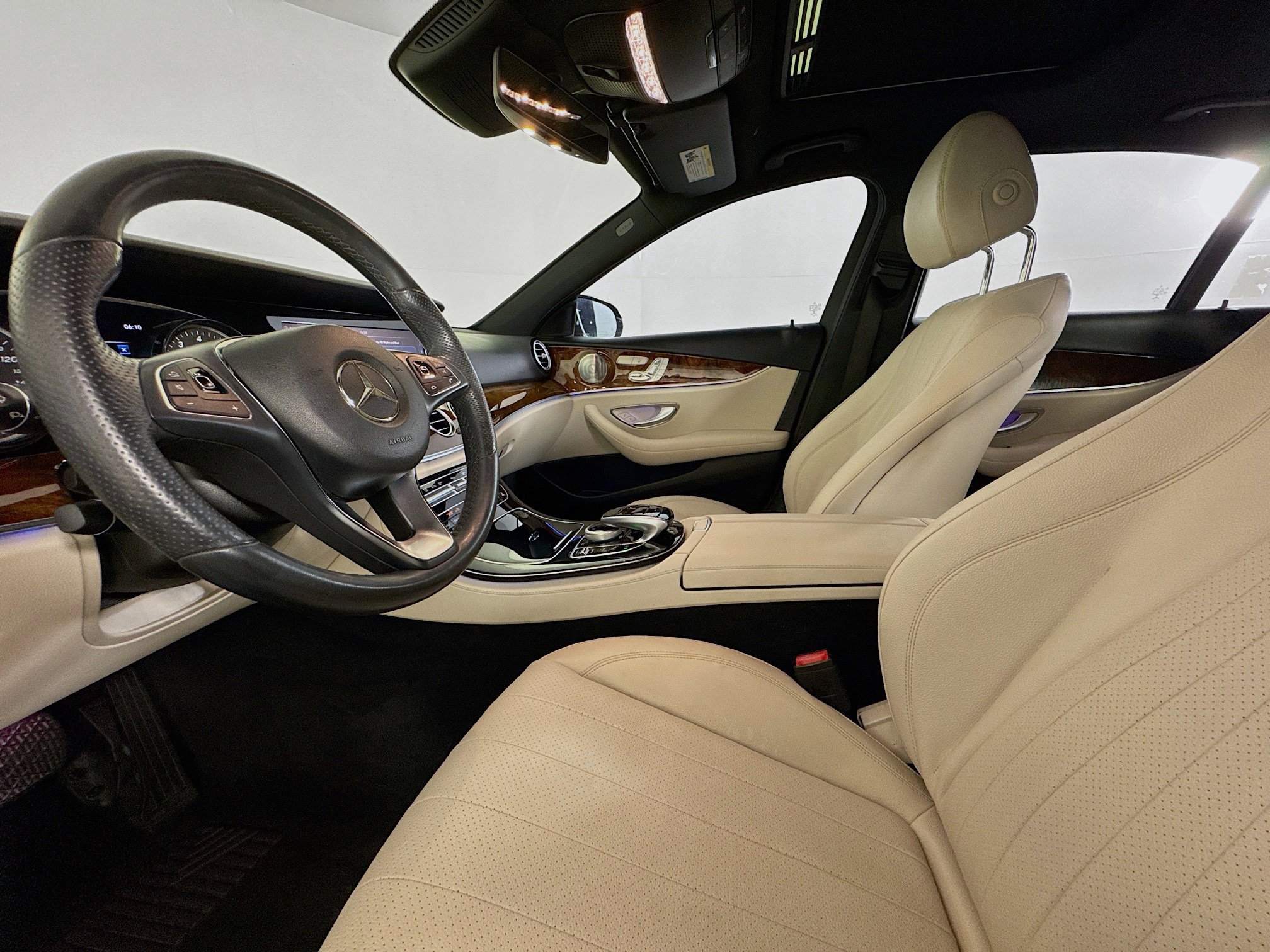 Used 2018 Mercedes-Benz E 300 w/ Premium 1 Package image 20