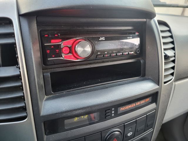 Used 2006 Kia Sorento LX image 13