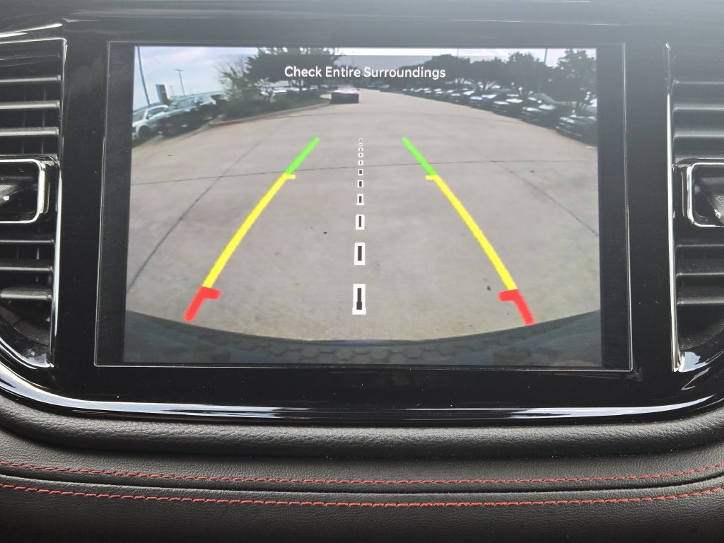 Used 2024 Dodge Durango GT RWD image 8