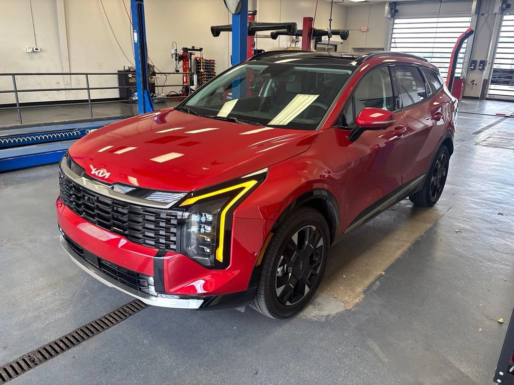 Used 2026 Kia Sportage SX AWD/4WD image 2