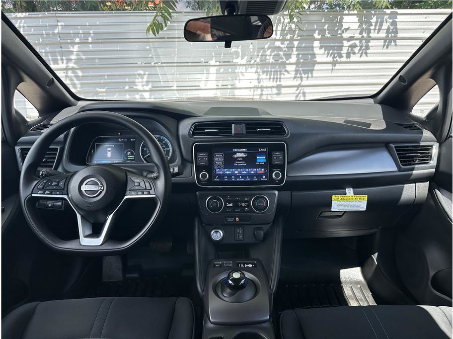 Used 2025 Nissan Leaf S FWD image 17