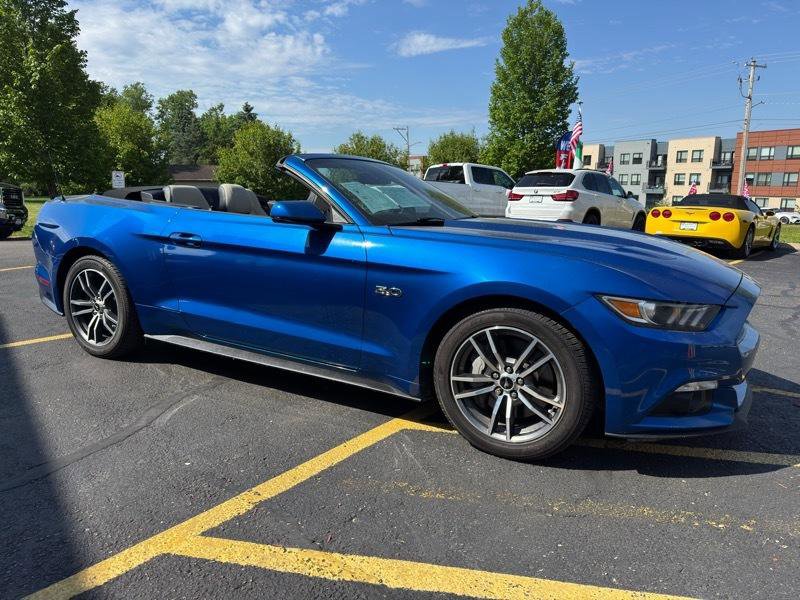 Used 2017 Ford Mustang GT Premium RWD image 31