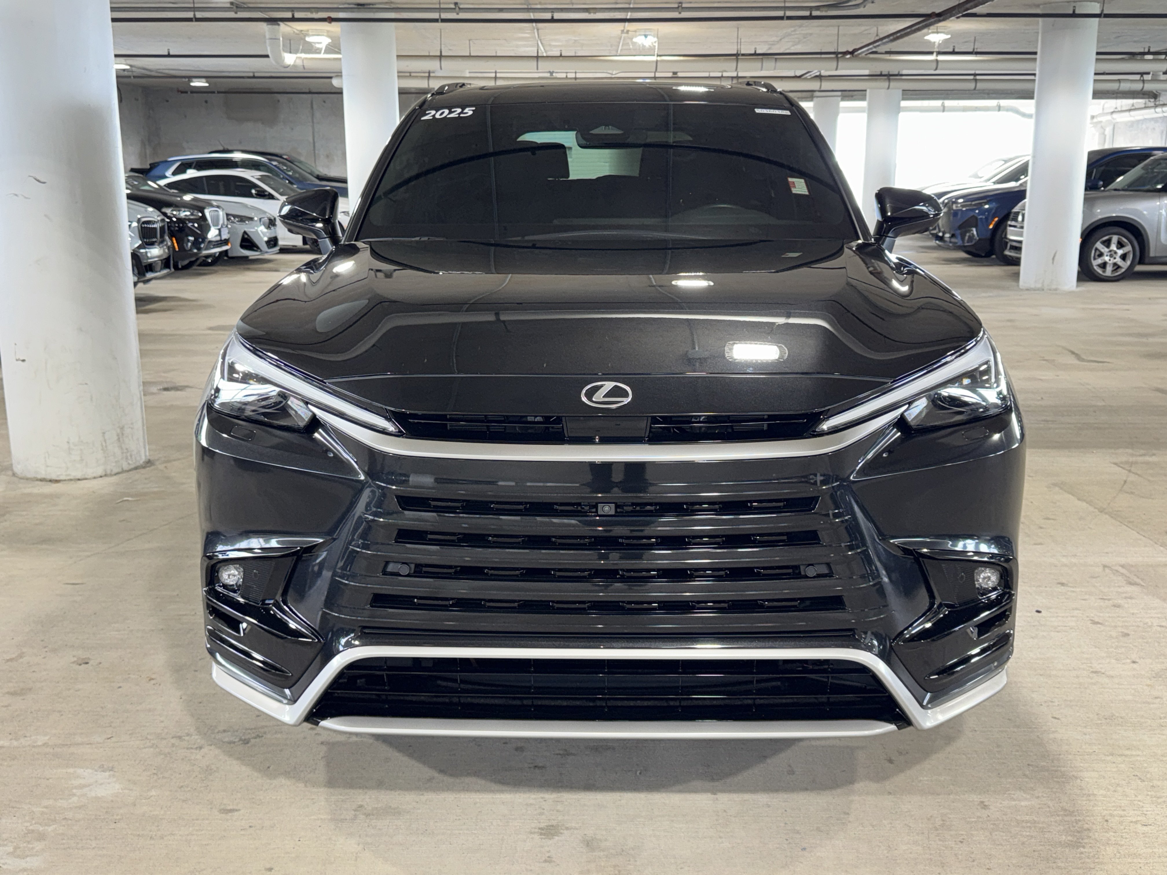 Used 2025 Lexus TX 350 AWD w/ Technology Package image 3