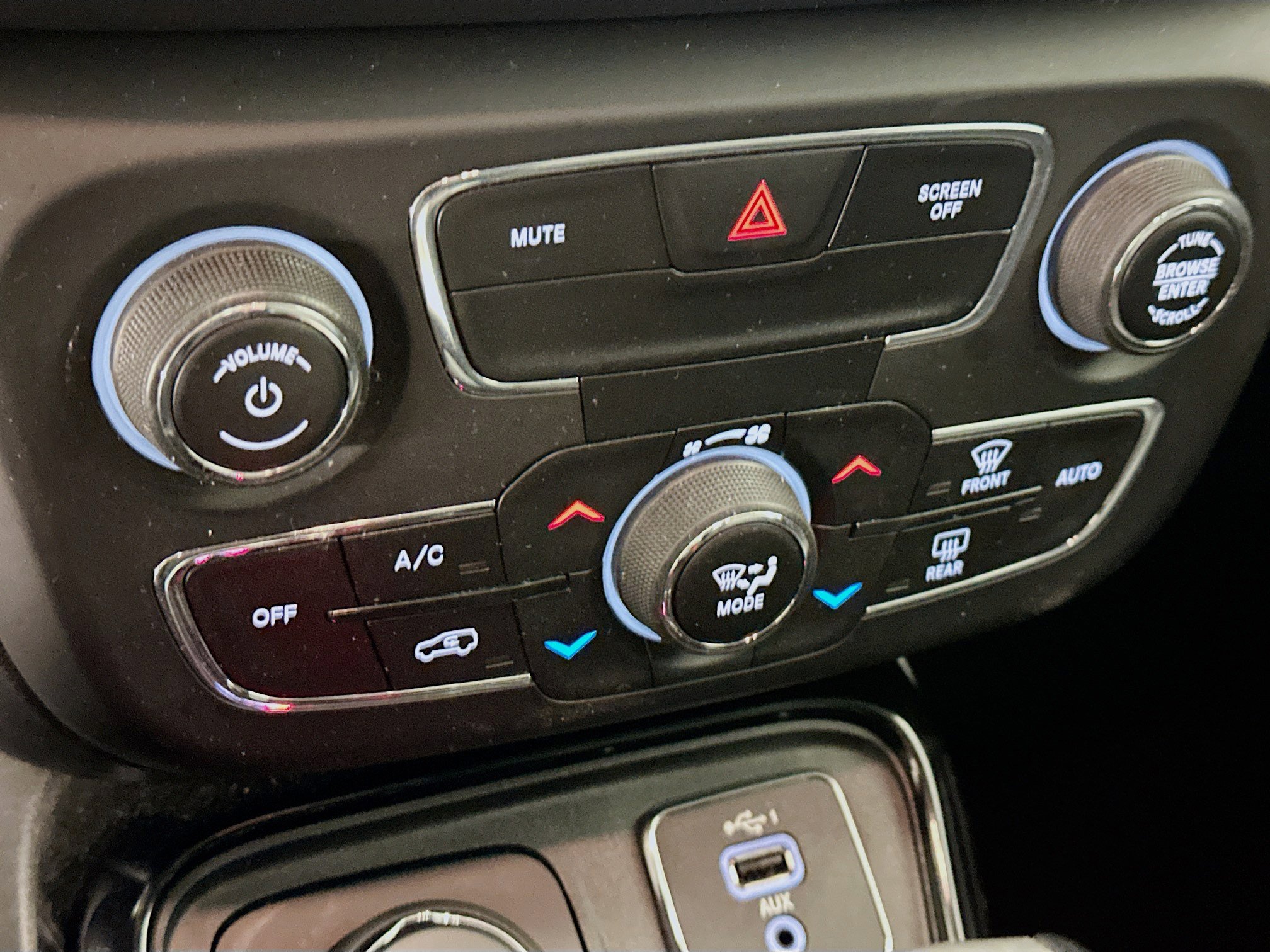 Used 2019 Jeep Compass Limited image 23