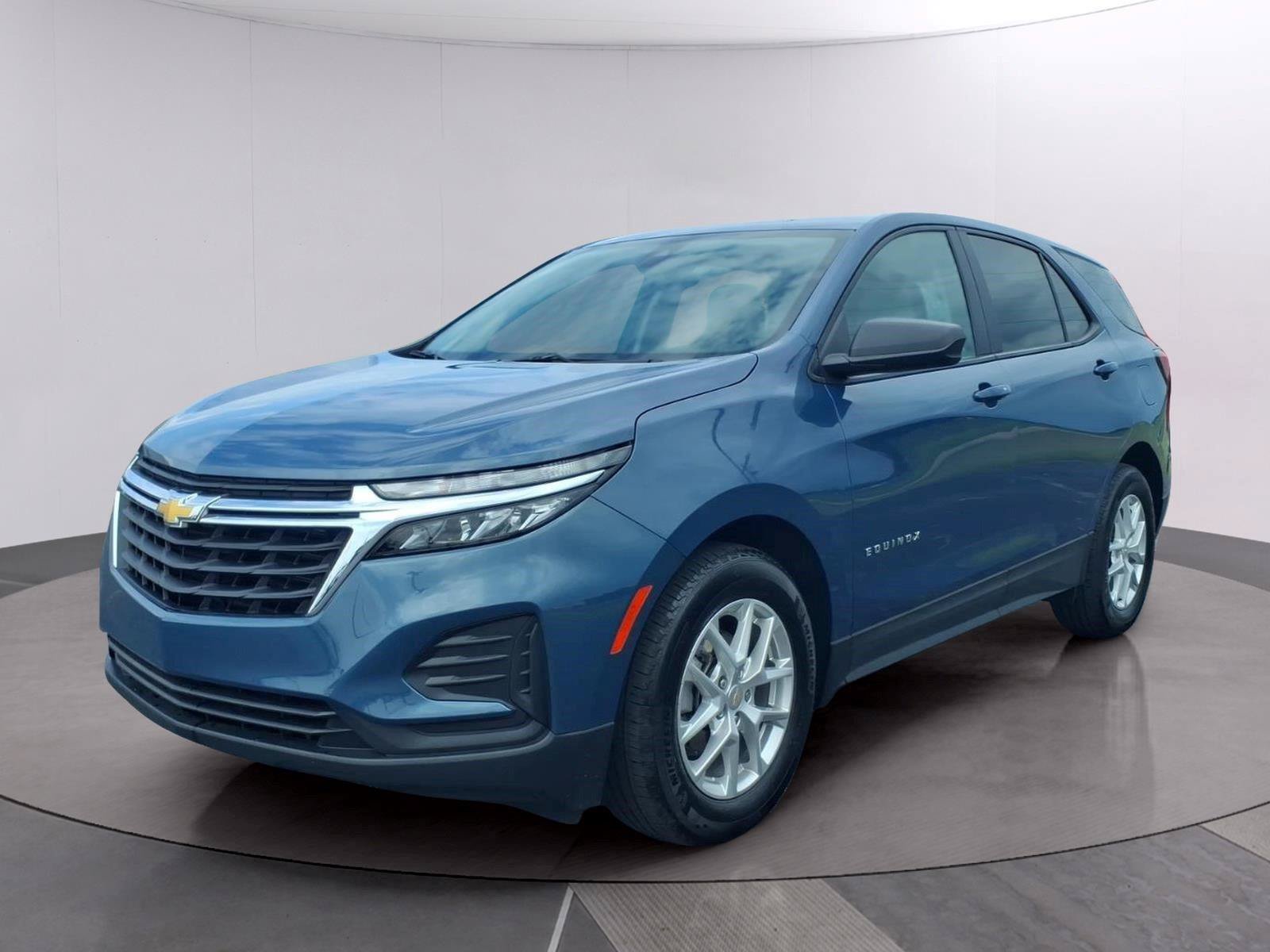 Certified 2024 Chevrolet Equinox LS w/ LS Convenience Package