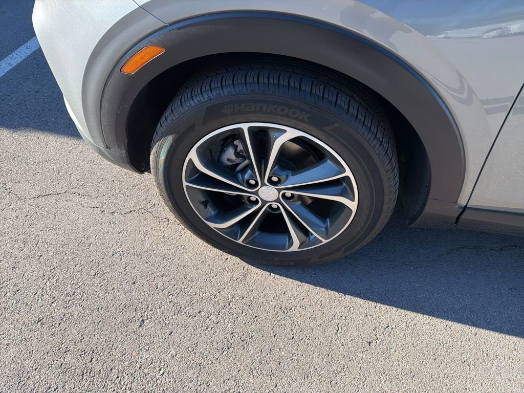 Used 2023 Buick Encore GX Select image 25