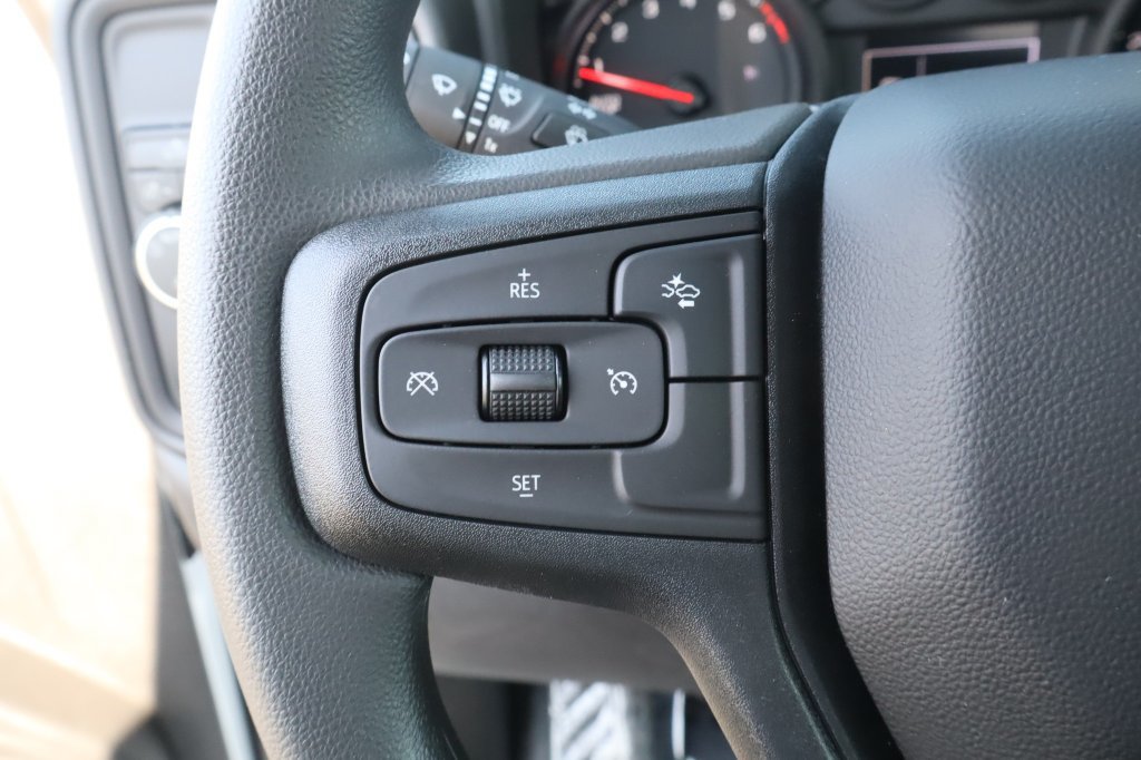 New 2026 Chevrolet Silverado 1500 Custom w/ LPO, Dark Essentials Package RWD image 20