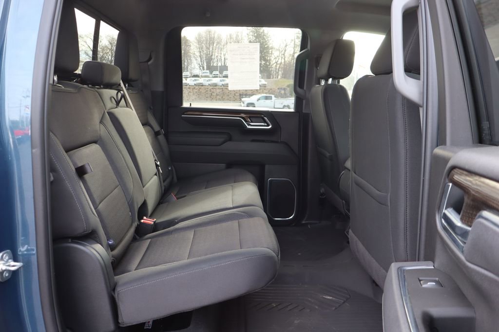 Used 2025 Chevrolet Silverado 2500 LT w/ Trail Boss Package image 17