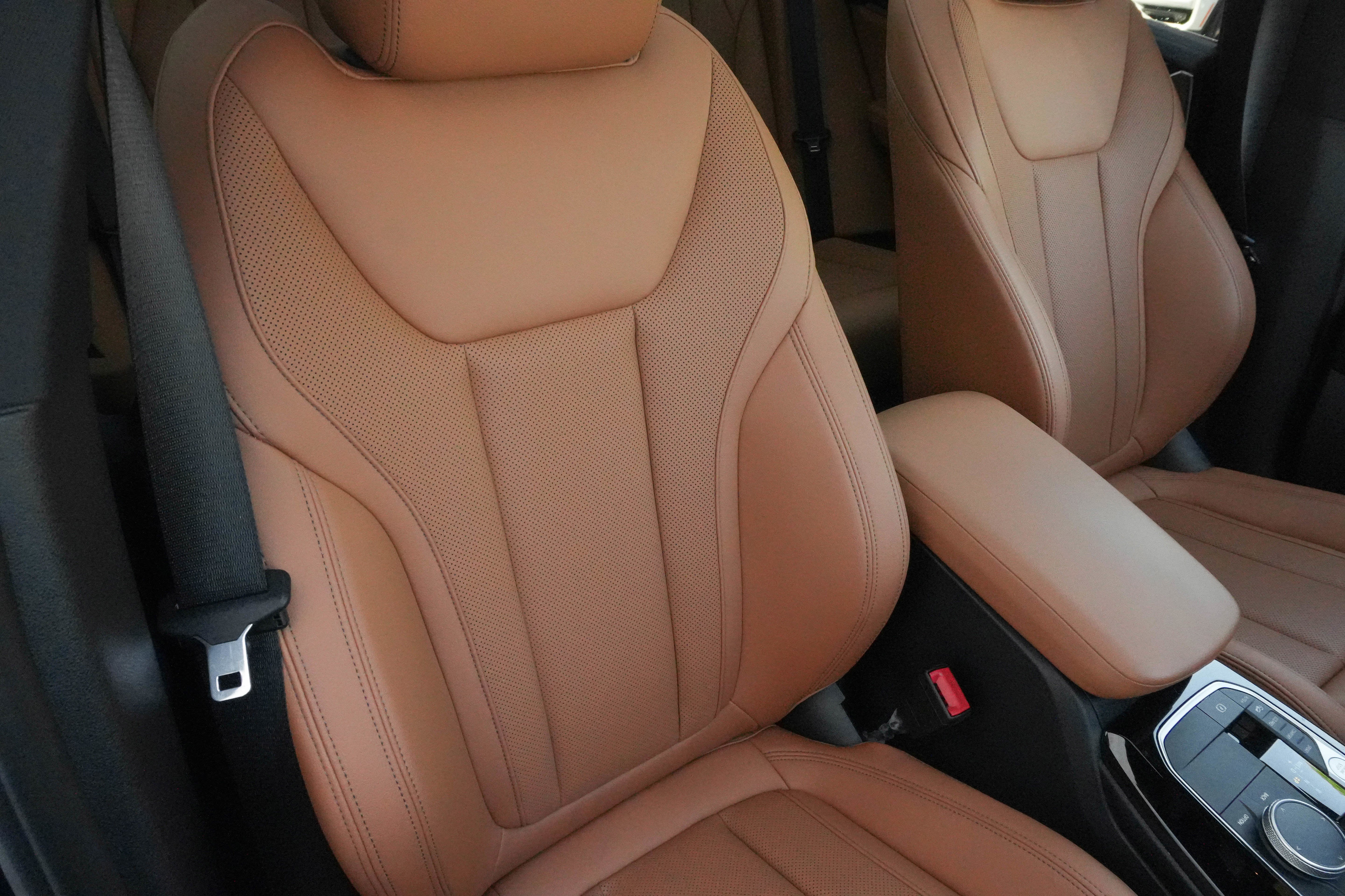 Certified 2023 BMW X3 M40i w/ Premium Package AWD/4WD image 13