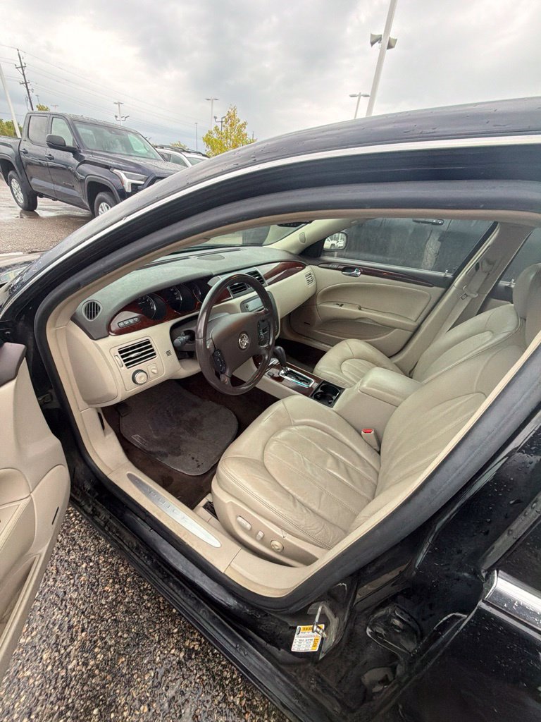 Used 2007 Buick Lucerne CXL w/ Luxury Package FWD image 10
