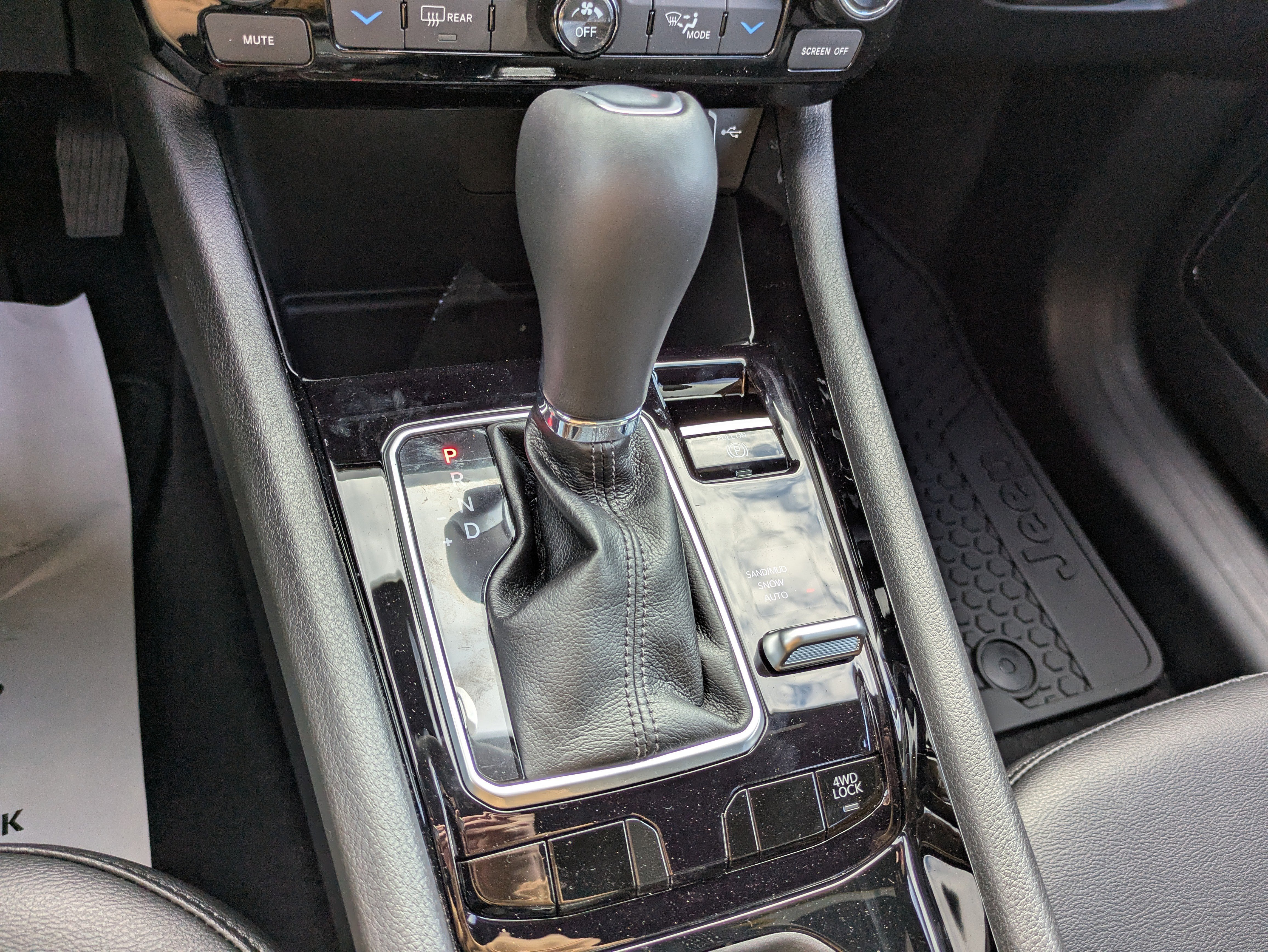 New 2026 Jeep Compass Latitude image 19