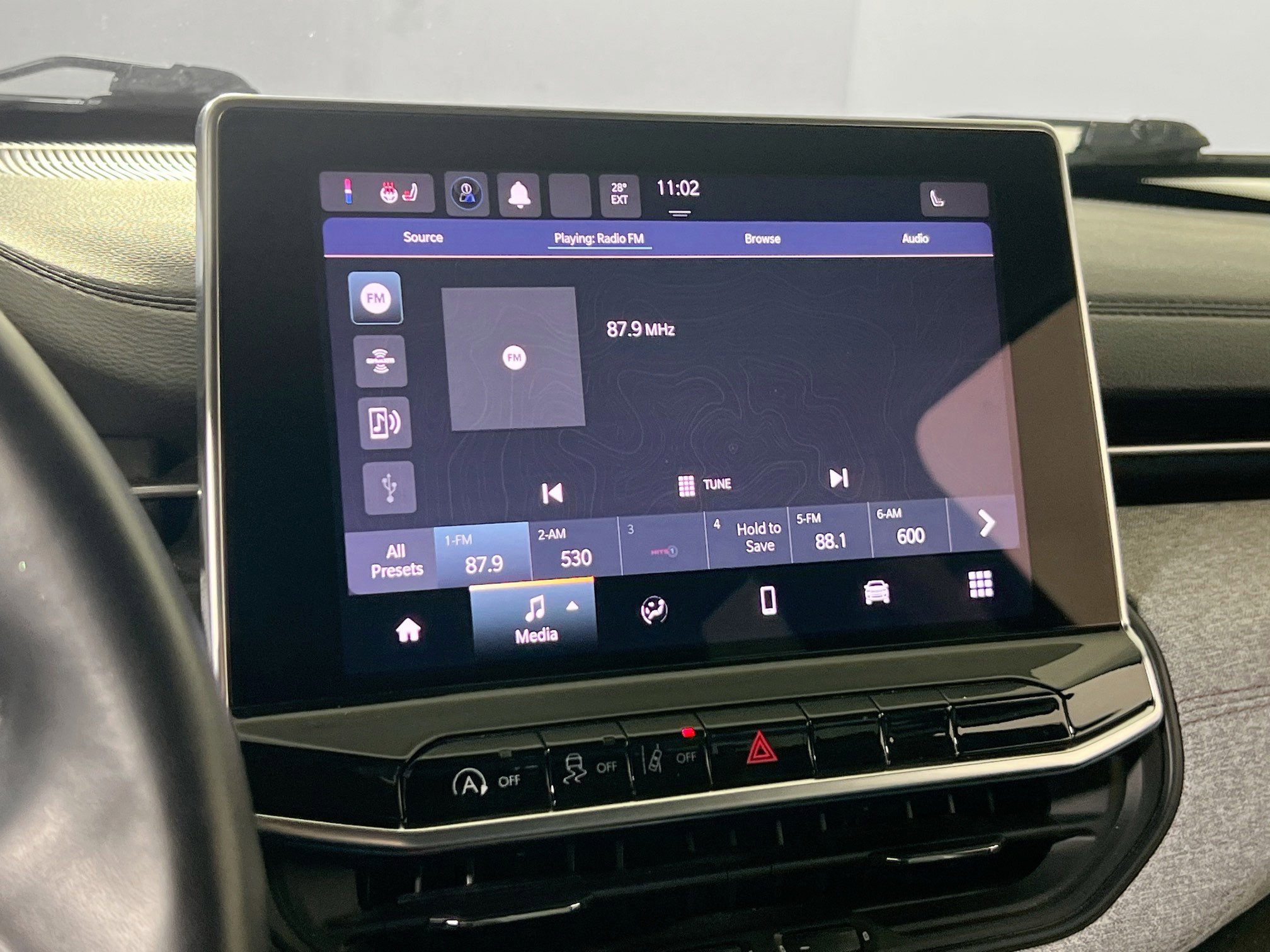 Used 2022 Jeep Compass Latitude image 14