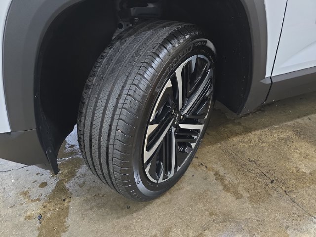 New 2026 Chevrolet Equinox RS w/ Convenience Package III FWD image 35