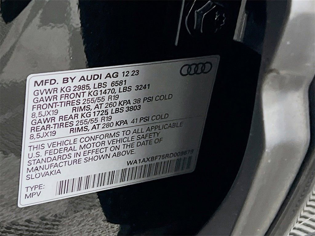 Used 2024 Audi Q7 3.0T Premium image 33