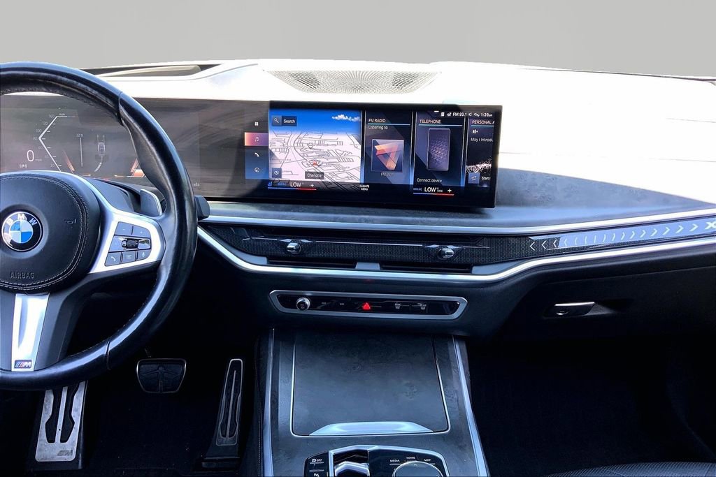 Used 2023 BMW X7 xDrive40i w/ M Sport Package AWD/4WD image 9