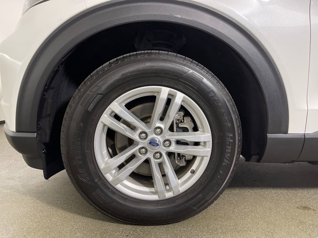 Used 2021 Ford Explorer XLT image 11