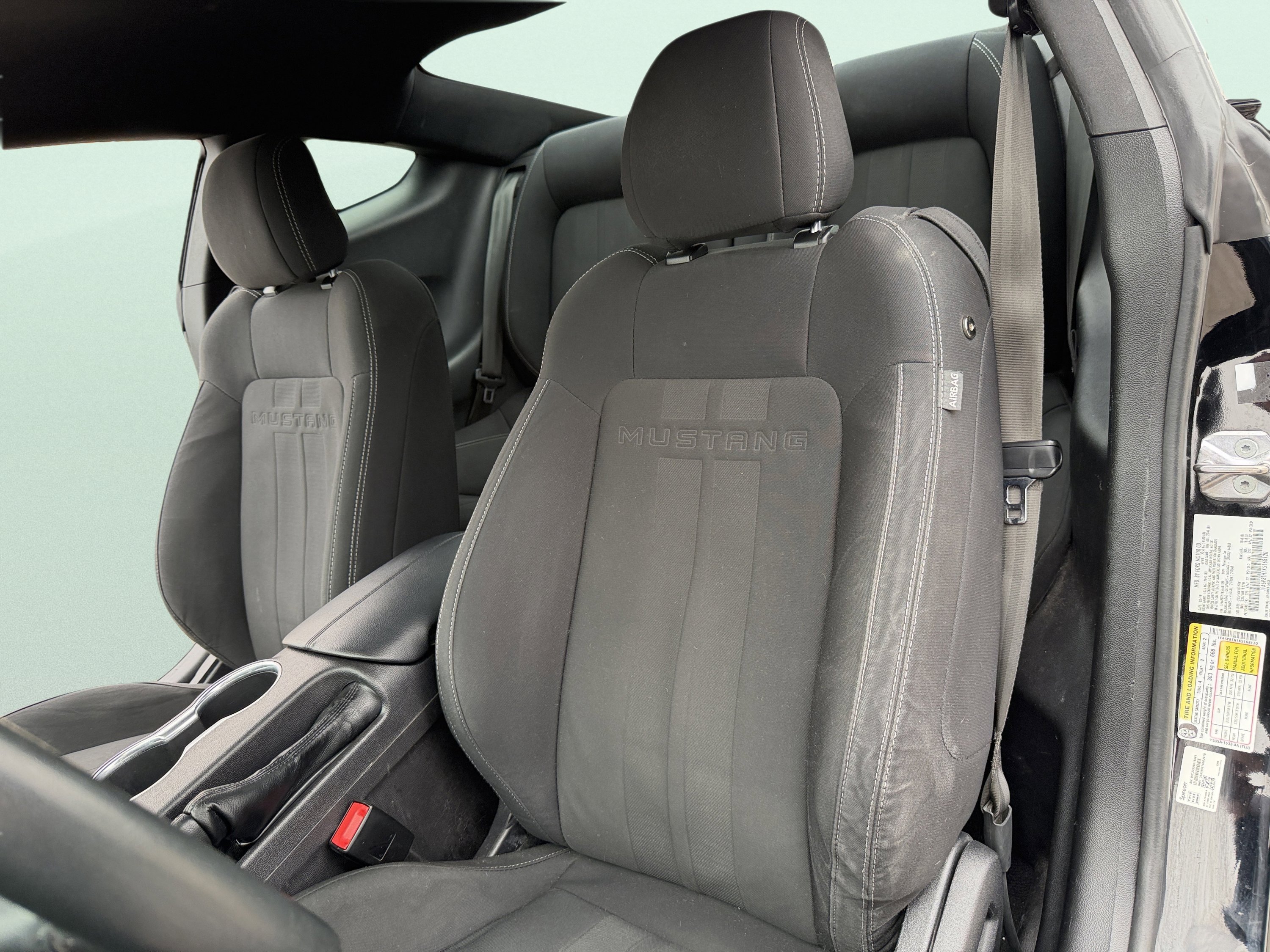 Used 2019 Ford Mustang Coupe image 15