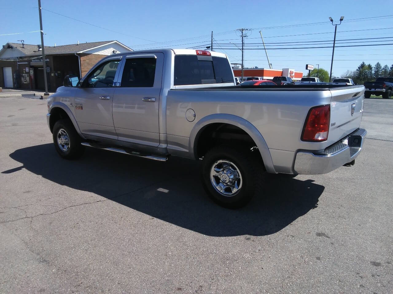 Used 2011 RAM 2500 SLT image 12