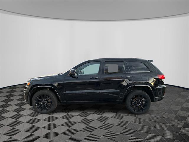Certified 2020 Jeep Grand Cherokee Altitude image 4
