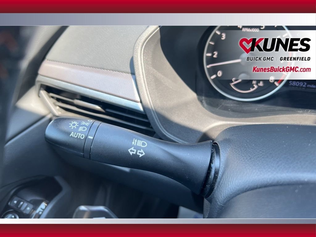 Used 2024 Nissan Altima 2.5 SR FWD image 12