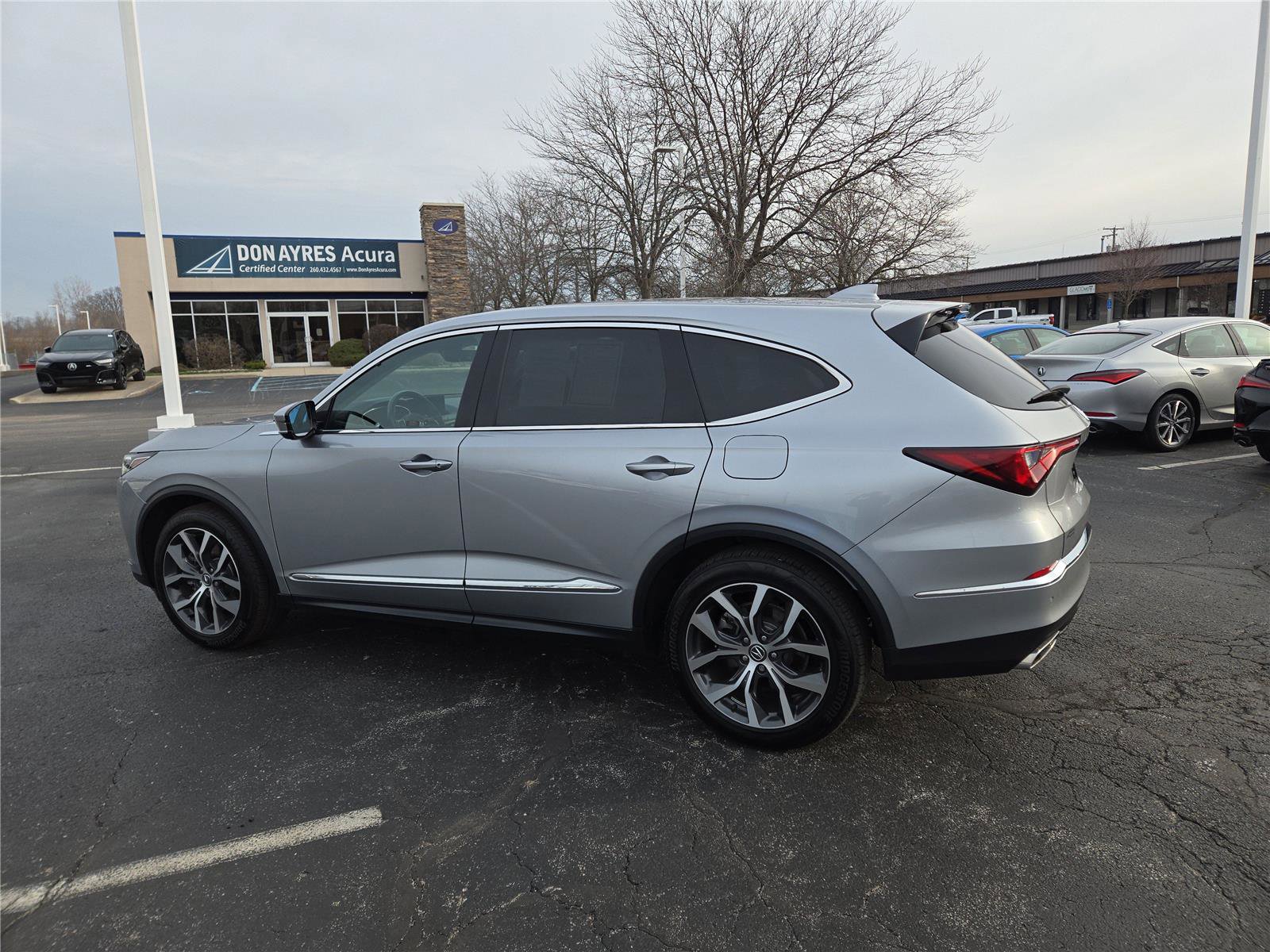 Certified 2023 Acura MDX SH-AWD w/ Technology Package image 27