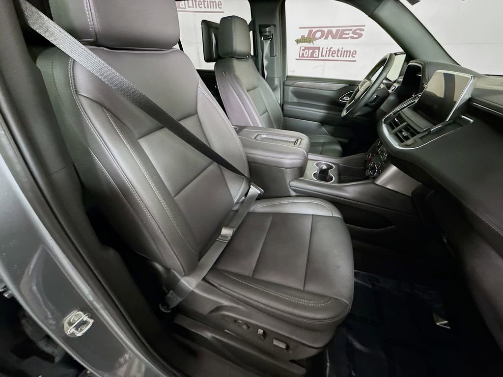 Used 2024 Chevrolet Suburban Z71 w/ Z71 Off-Road Package image 36