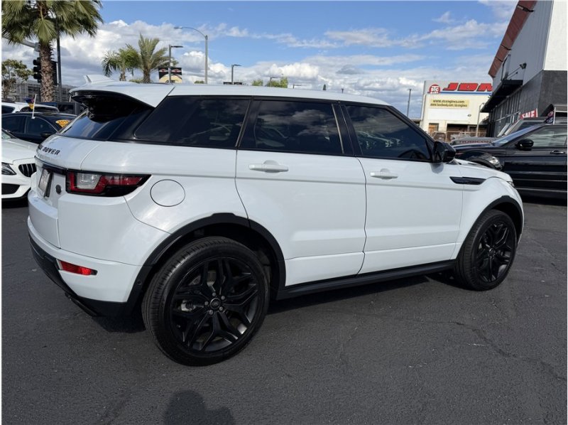 Used 2017 Land Rover Range Rover Evoque HSE Dynamic image 61
