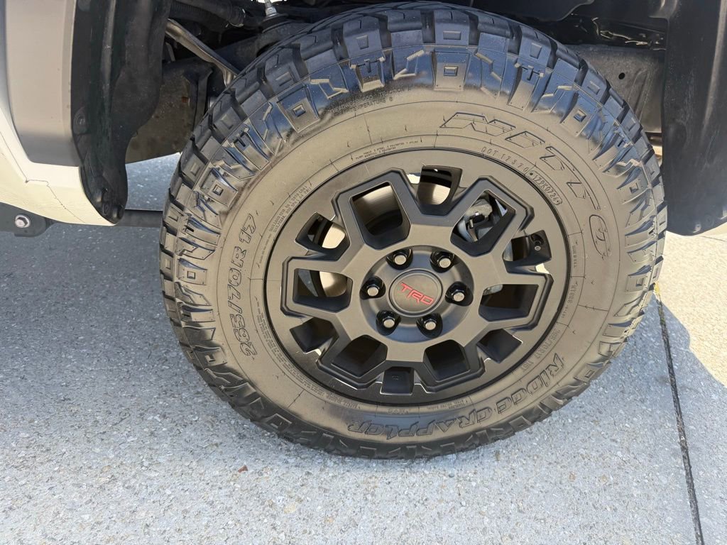 Used 2024 Toyota Tacoma TRD Off-Road w/ TRD Off Road Upgrade Package image 13