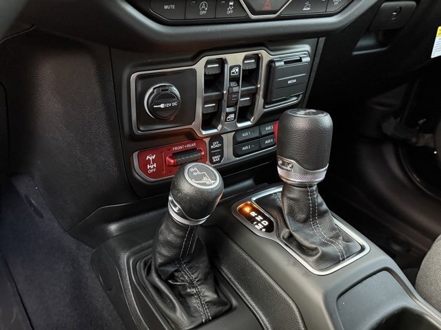 New 2026 Jeep Wrangler Unlimited Rubicon image 24