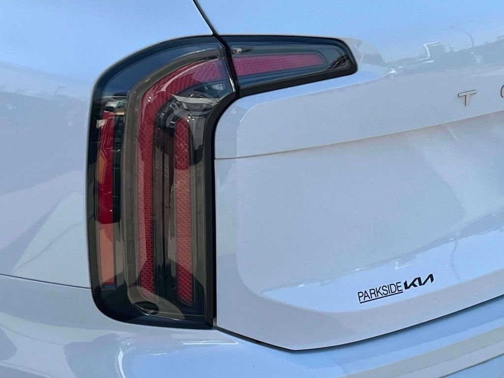 Used 2024 Kia Telluride EX image 37