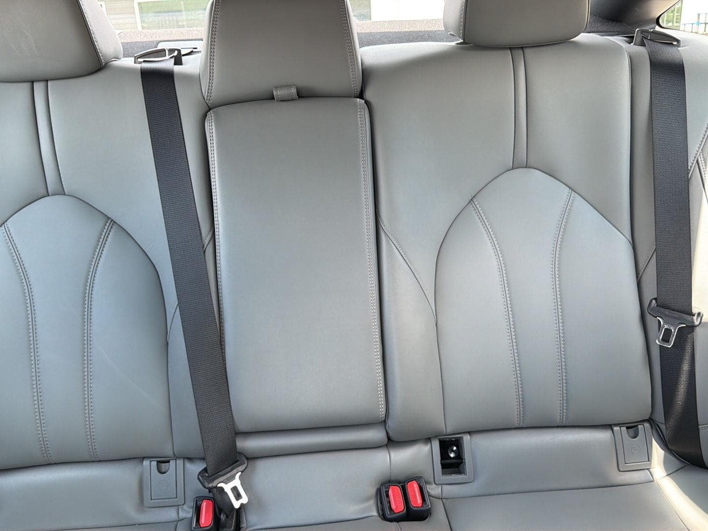 Used 2022 Toyota Avalon XLE w/ Moonroof Package FWD image 23