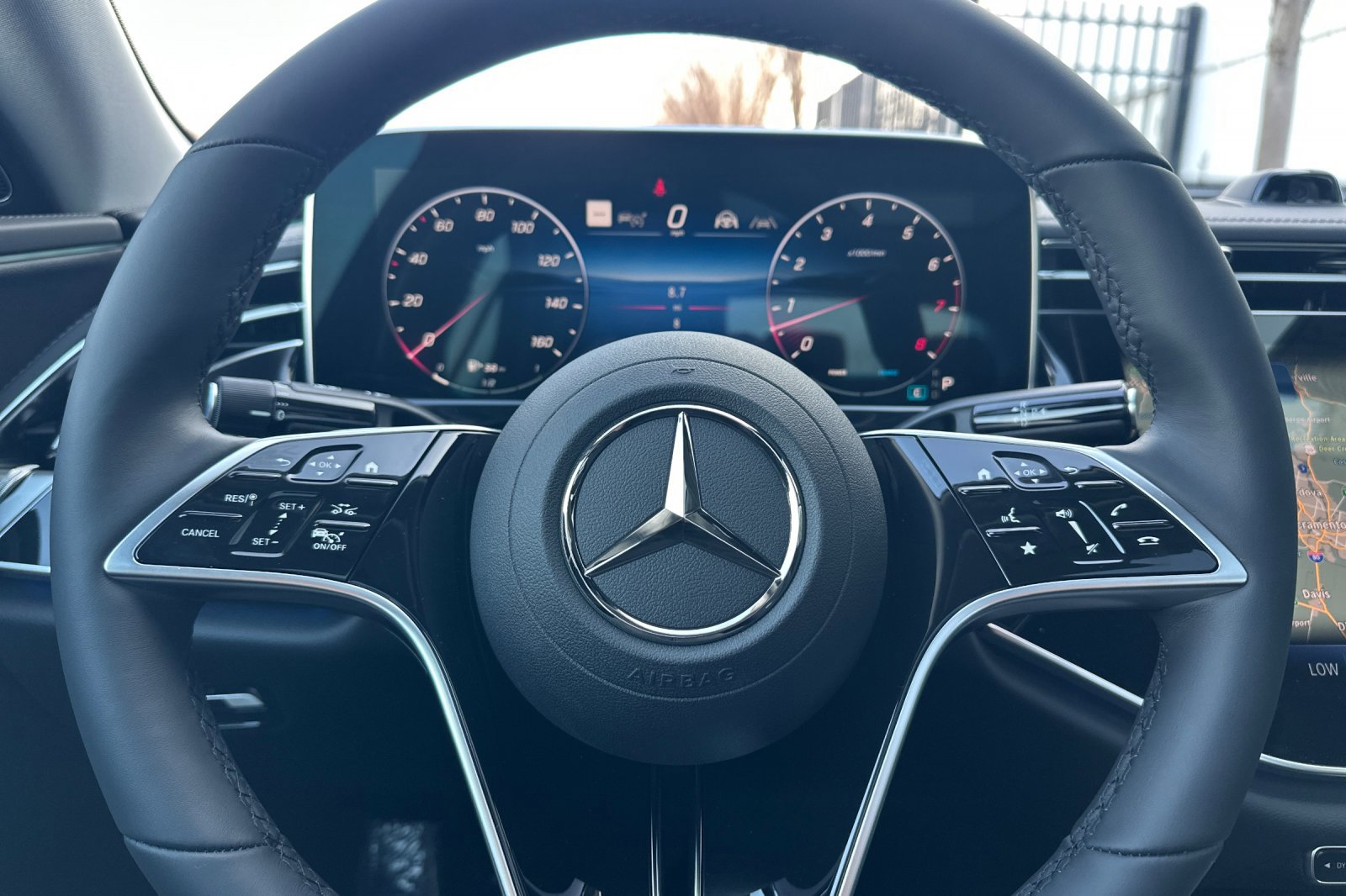 New 2026 Mercedes-Benz E 350 4MATIC Sedan image 23