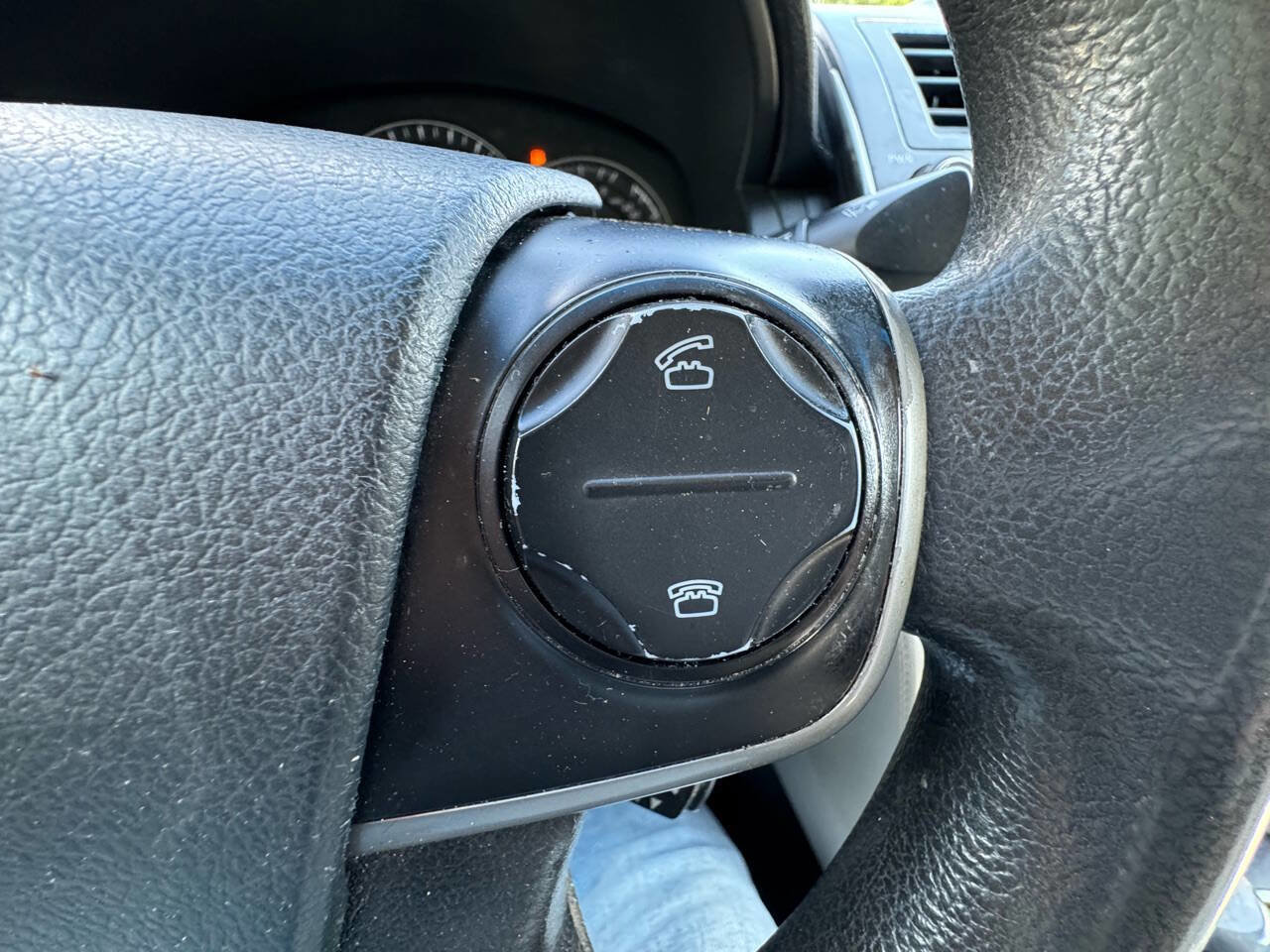 Used 2012 Toyota Camry LE image 20