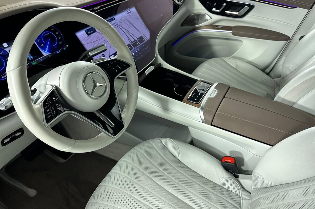 Certified 2023 Mercedes-Benz EQS 580 4MATIC SUV image 10