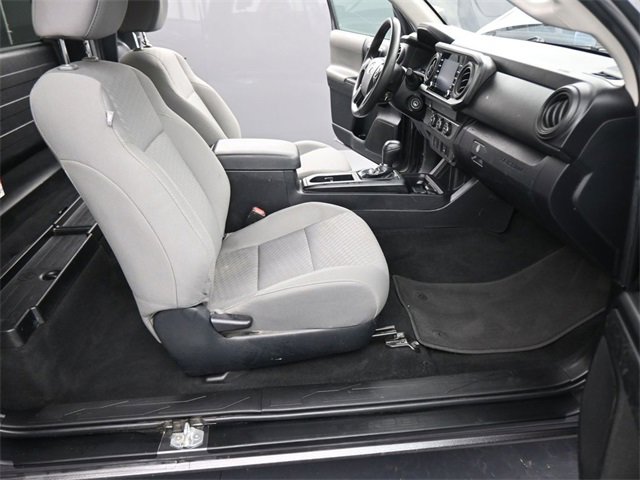 Used 2022 Toyota Tacoma SR image 35