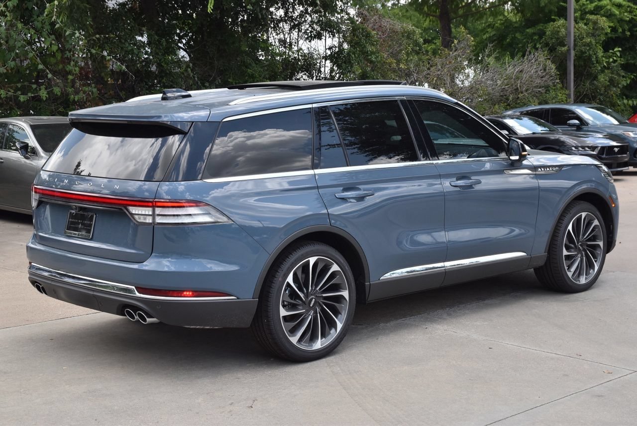 New 2026 Lincoln Aviator Reserve RWD image 6