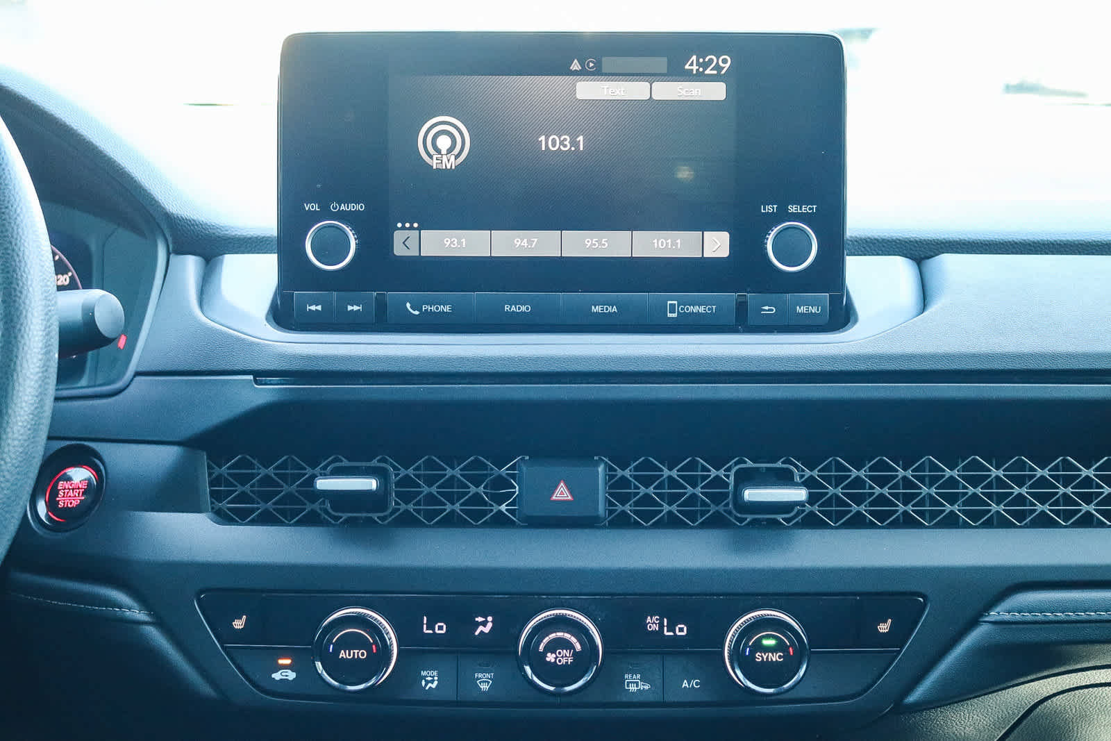 Used 2025 Honda Accord SE image 13