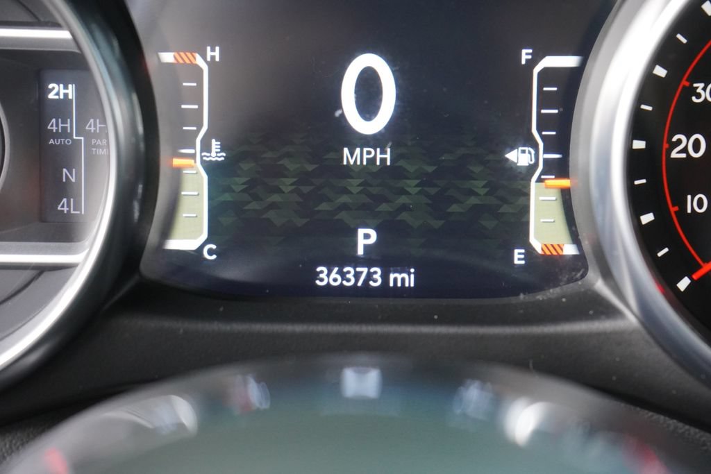 Used 2022 Jeep Gladiator Mojave w/ LED Lighting Group AWD/4WD image 19