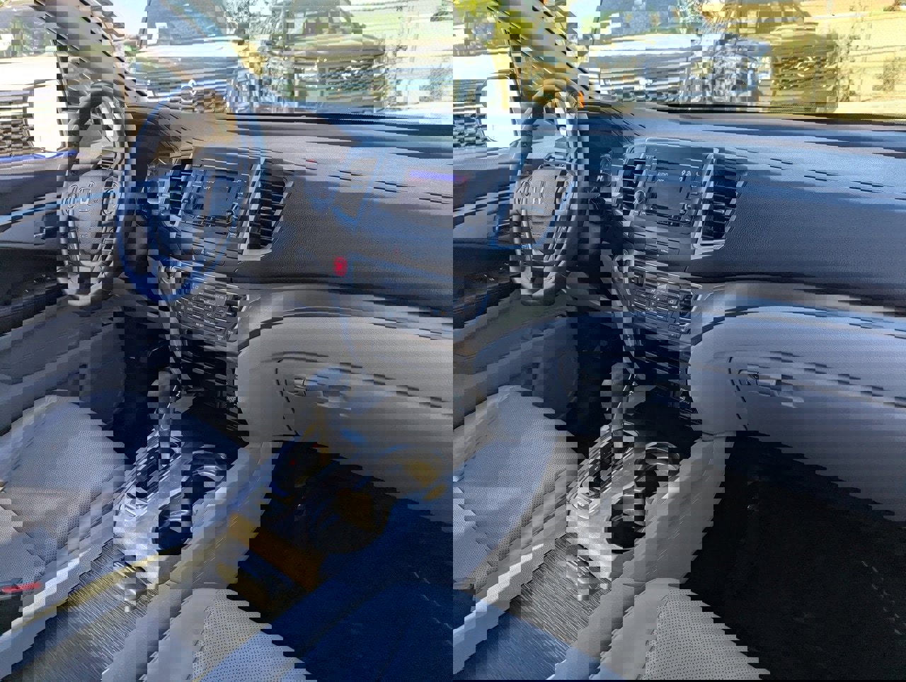 Used 2019 Honda Ridgeline RTL image 13