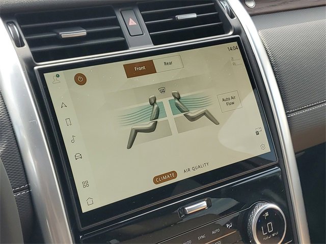 Used 2024 Land Rover Discovery Dynamic SE image 30