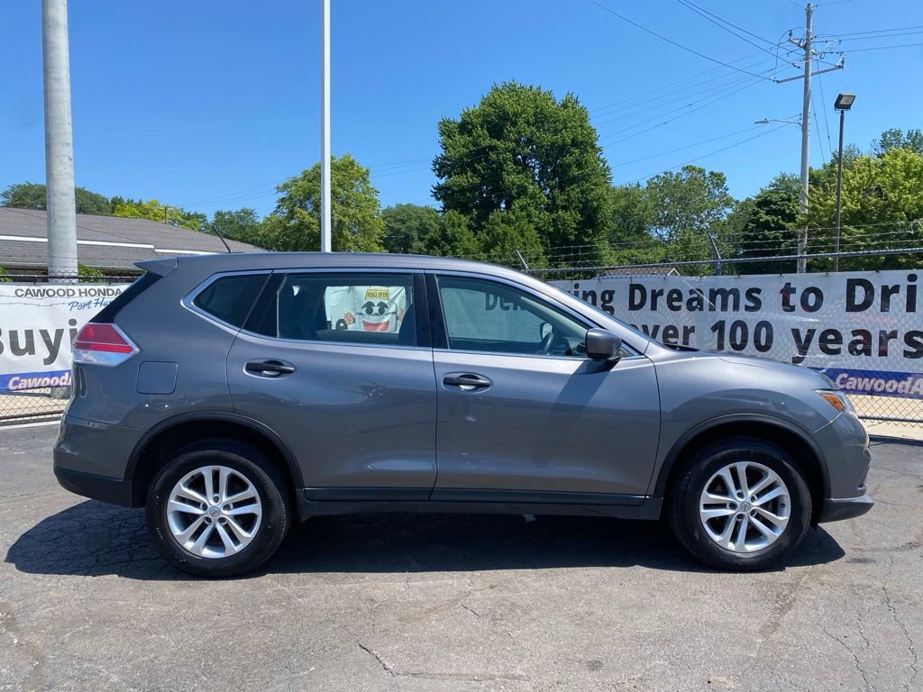 Used 2016 Nissan Rogue S AWD/4WD image 2