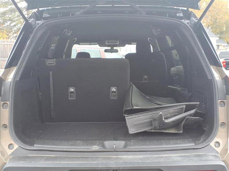 Used 2023 Nissan Pathfinder Rock Creek image 13