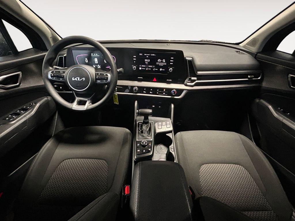 Used 2024 Kia Sportage LX image 13