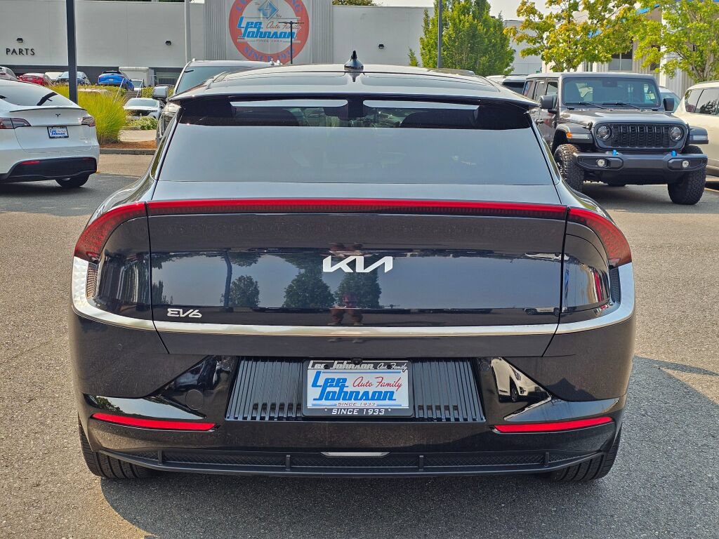 Certified 2024 Kia EV6 Wind AWD/4WD image 6