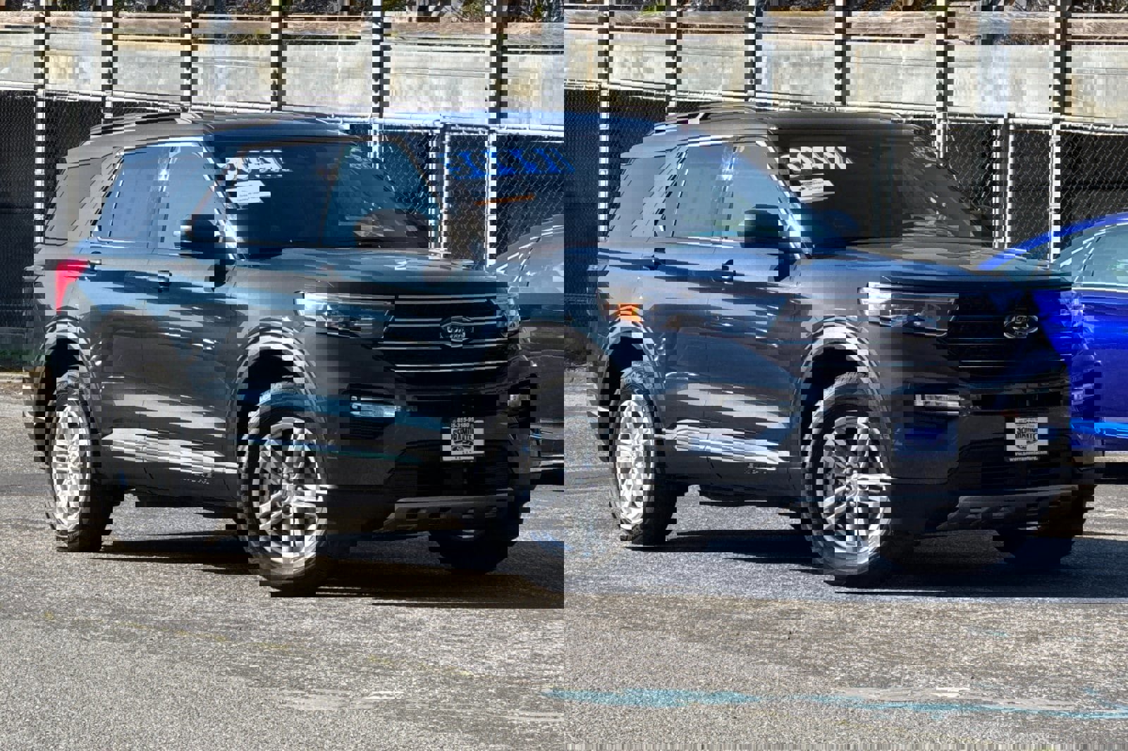 Certified 2022 Ford Explorer XLT w/ Equipment Group 202A image 2