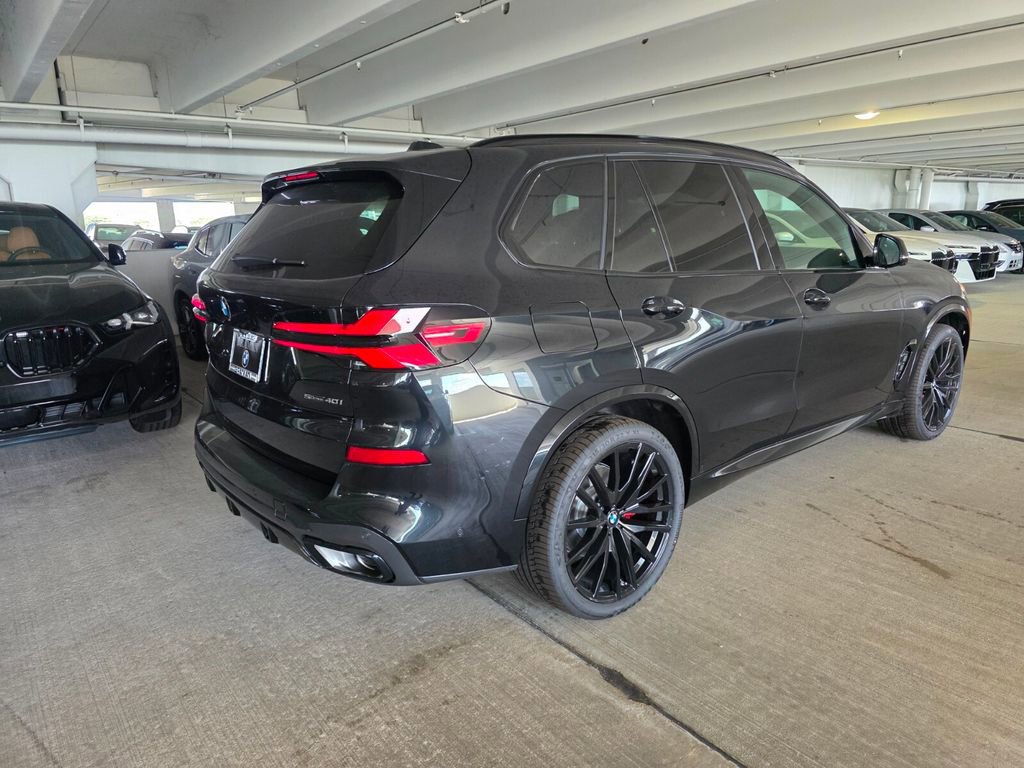 New 2026 BMW X5 sDrive40i w/ M Sport Package RWD image 4