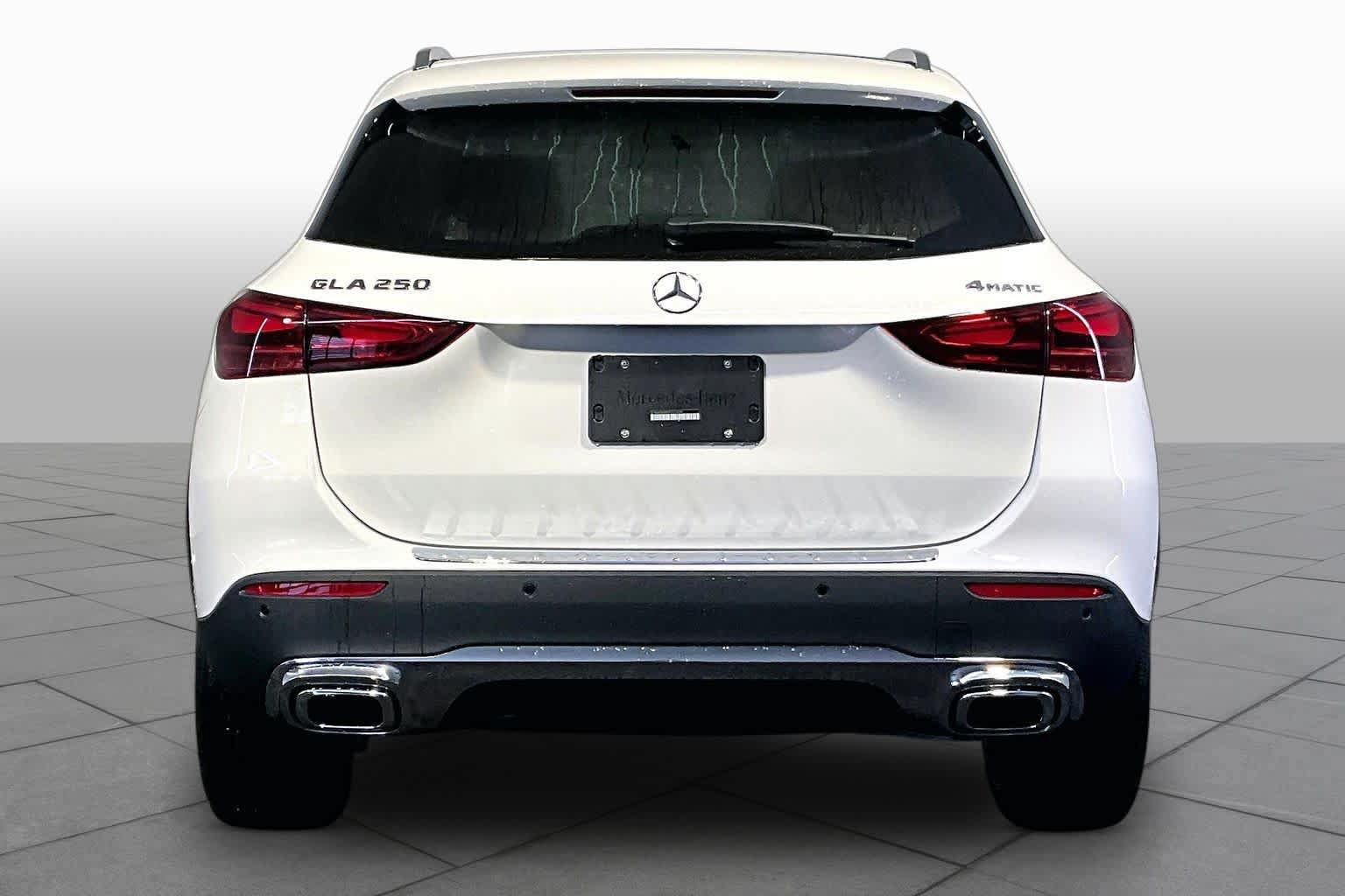 New 2026 Mercedes-Benz GLA 250 4MATIC image 4