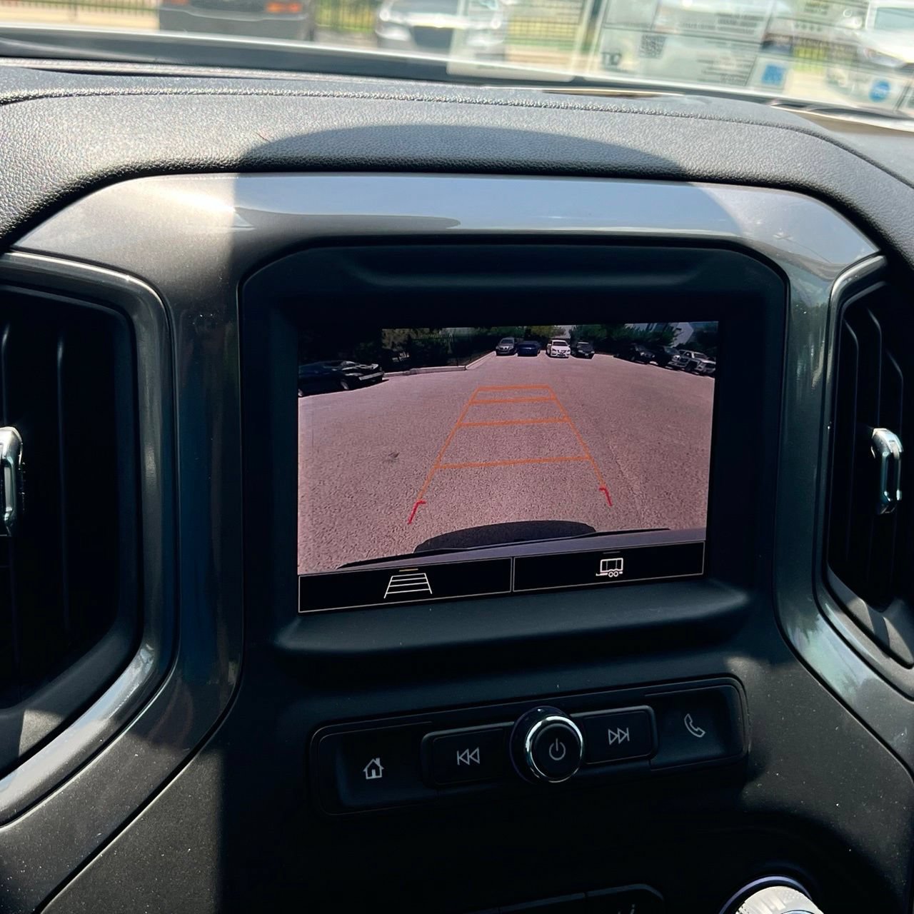 New 2026 Chevrolet Silverado 1500 Custom w/ LPO, Dark Essentials Package AWD/4WD image 19