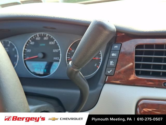 Used 2008 Chevrolet Impala LT FWD image 16